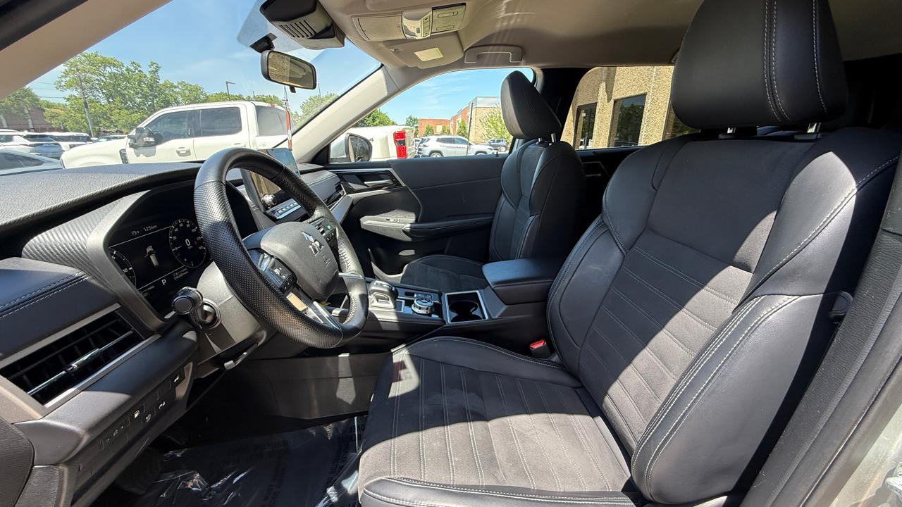Mitsubishi Outlander PHEV SEL 2024