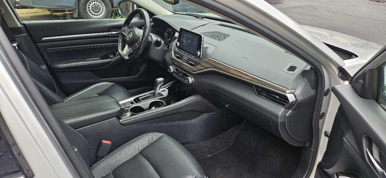 Nissan Altima 2.5 SL 2020