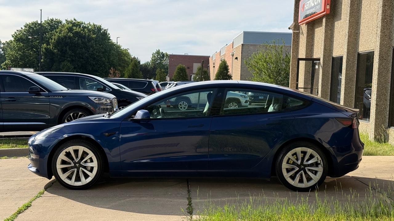 Tesla Model 3 Standard Range Plus 2022