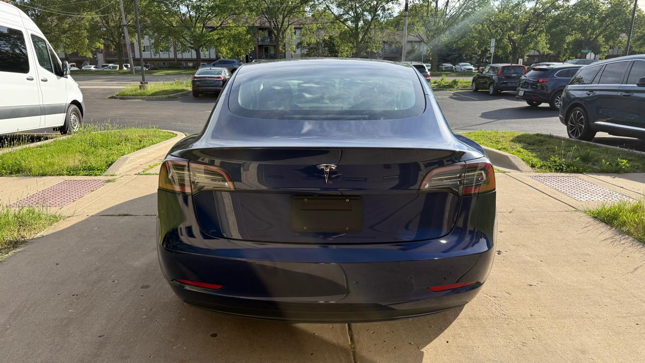 Tesla Model 3 Standard Range Plus 2022