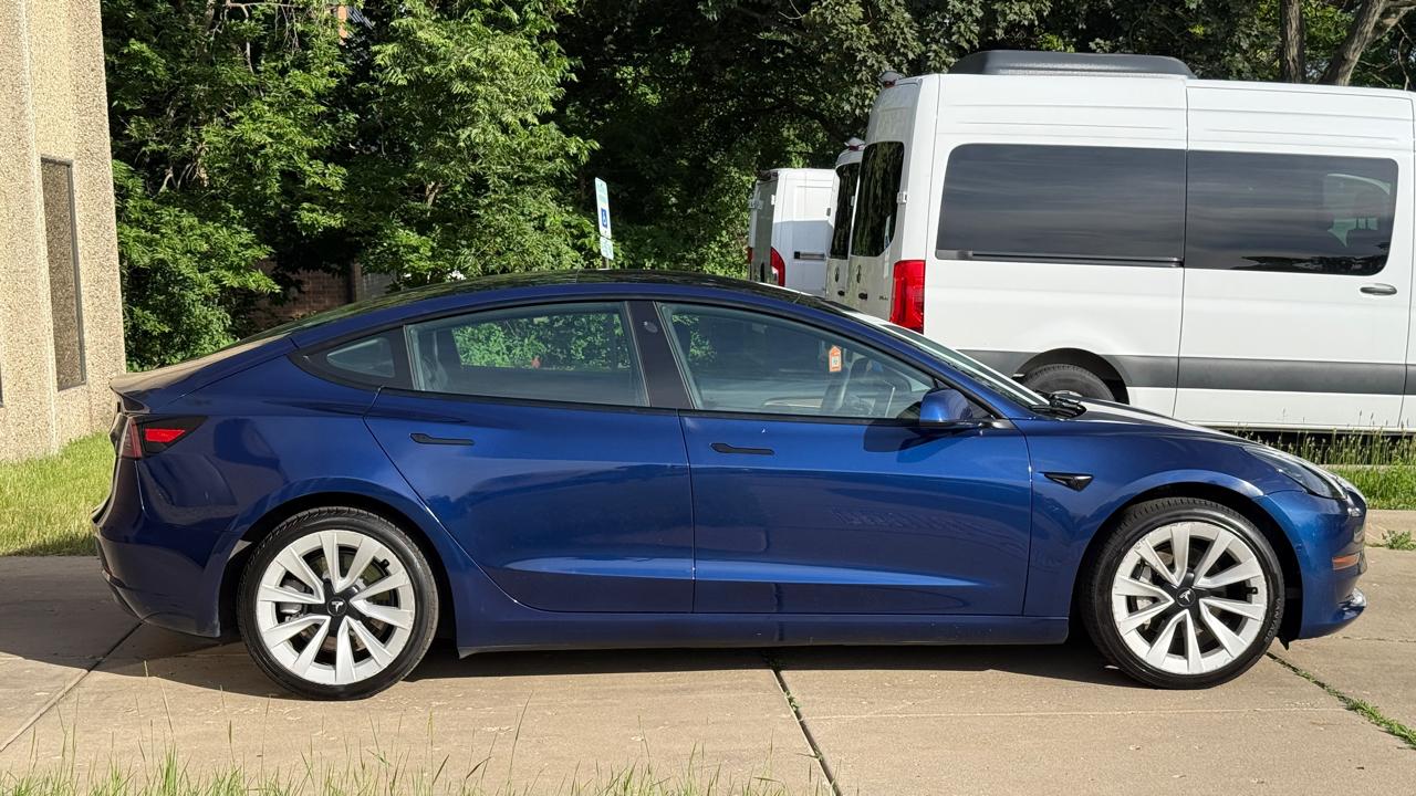 Tesla Model 3 Standard Range Plus 2022