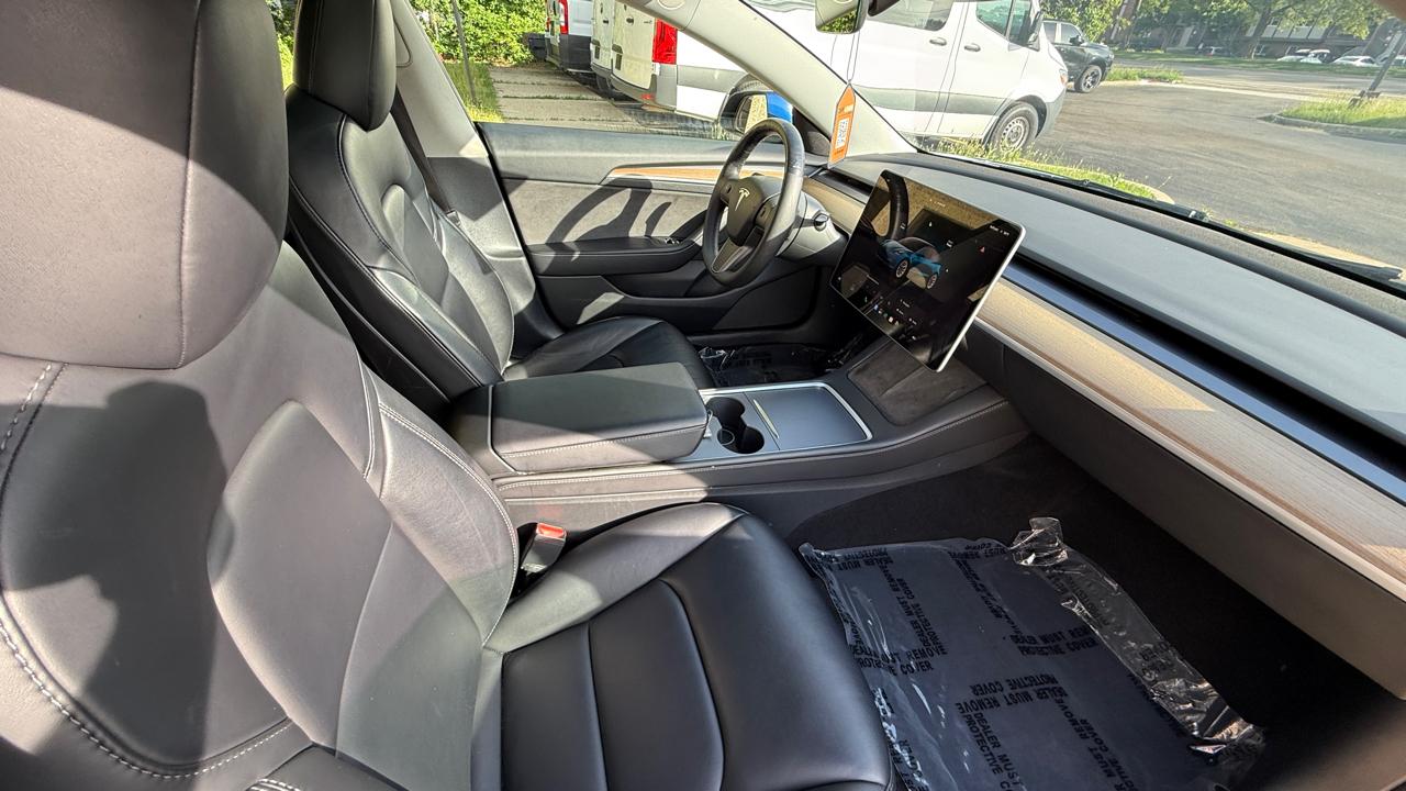 Tesla Model 3 Standard Range Plus 2022