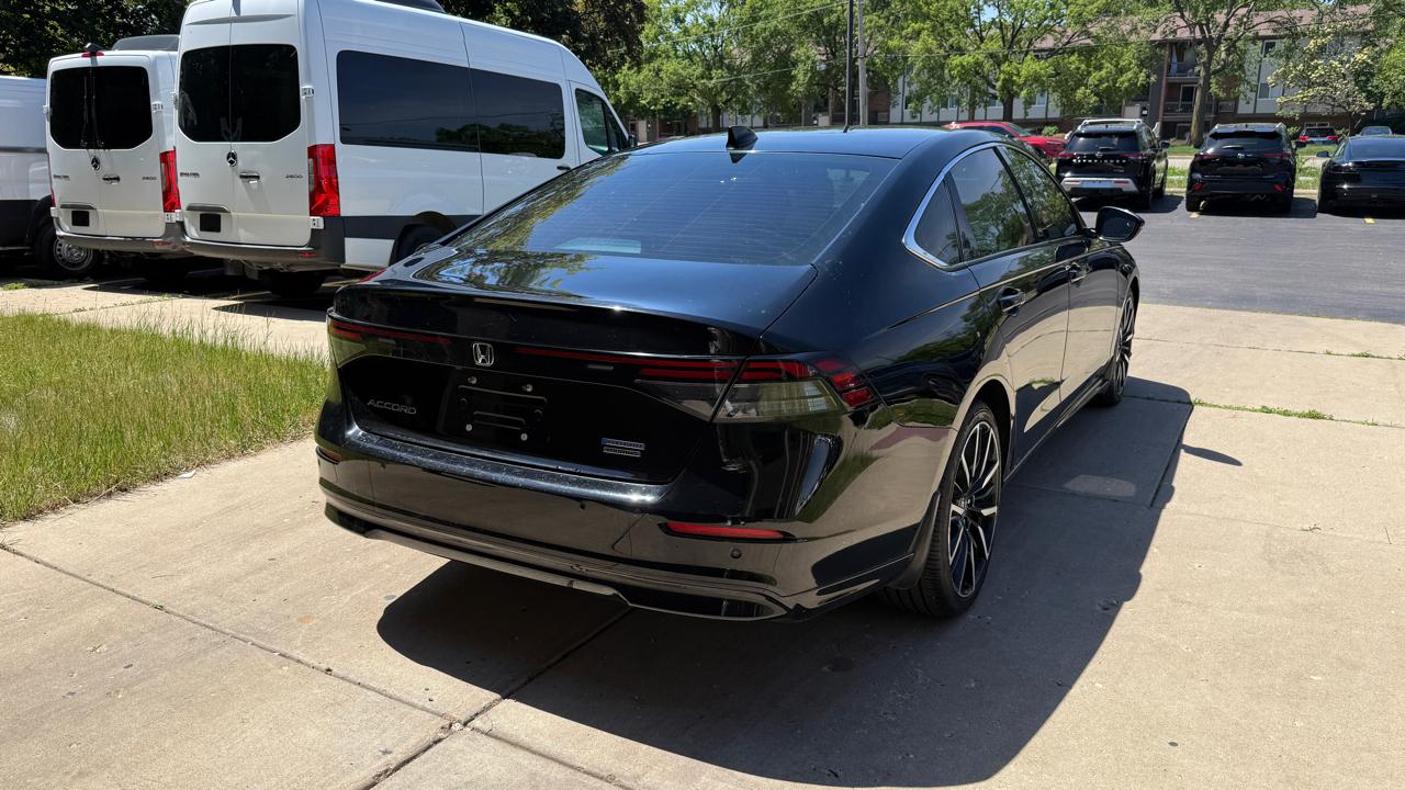 Honda Accord Touring 2023