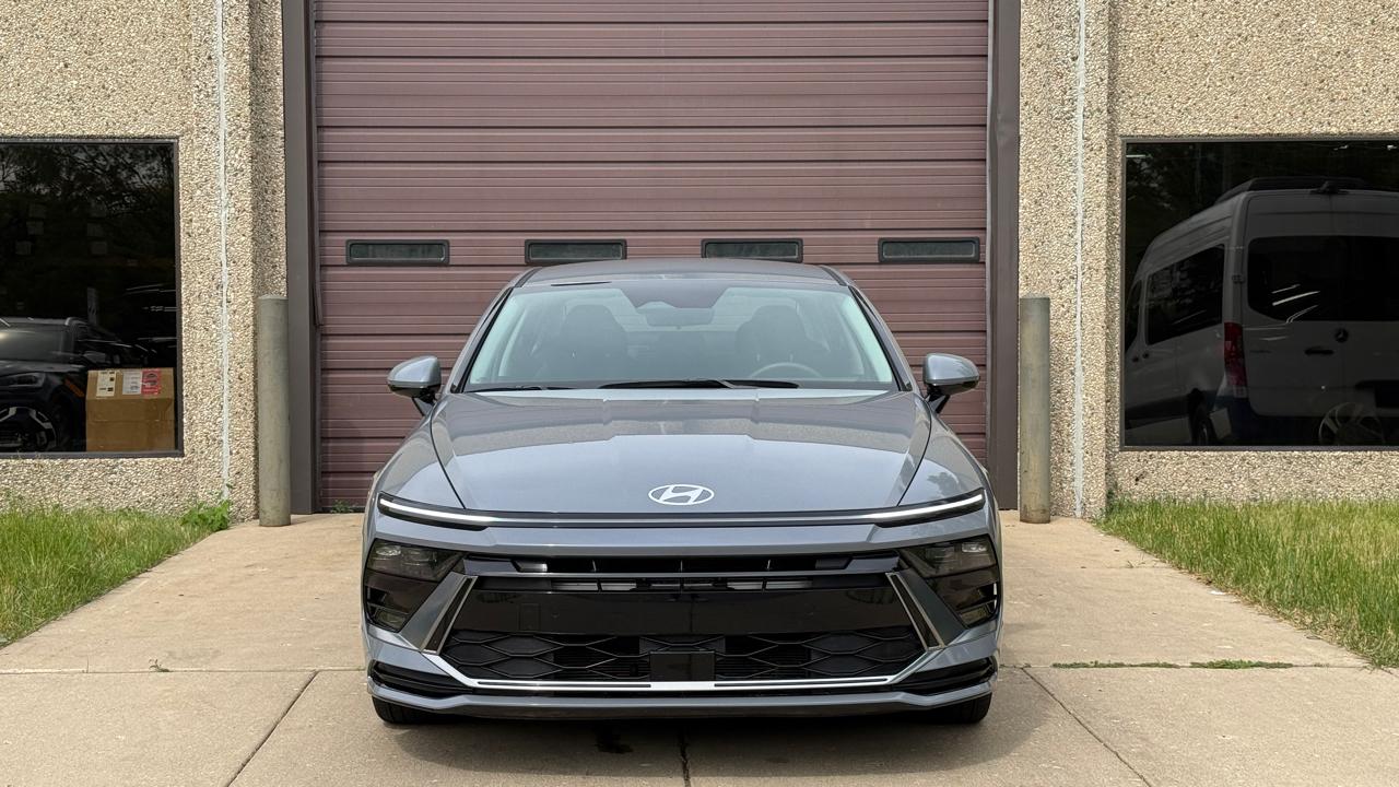 Hyundai Sonata SEL 2025