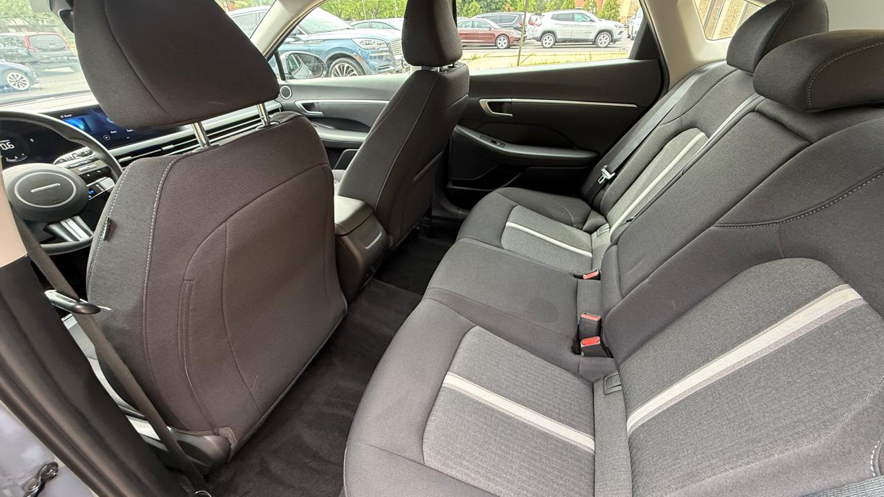 Hyundai Sonata SEL 2025