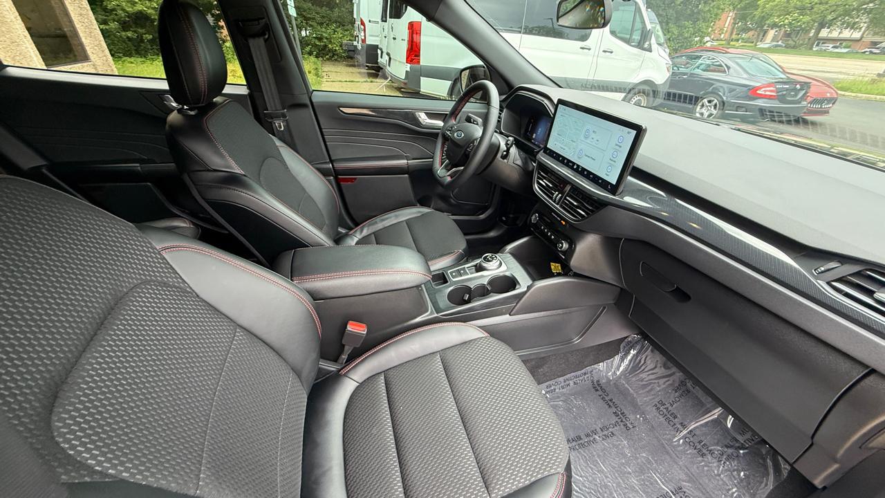 Ford Escape ST-Line 2025