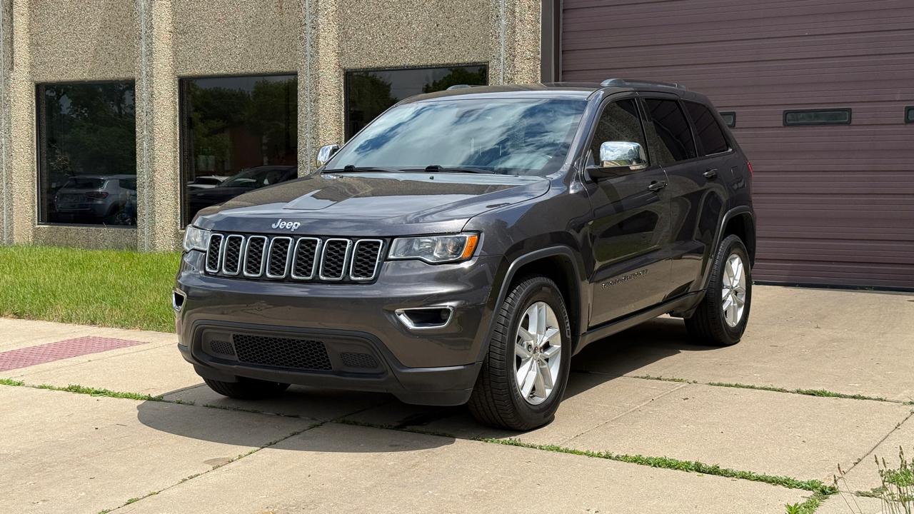 Jeep Grand Cherokee Laredo 4WD 2017