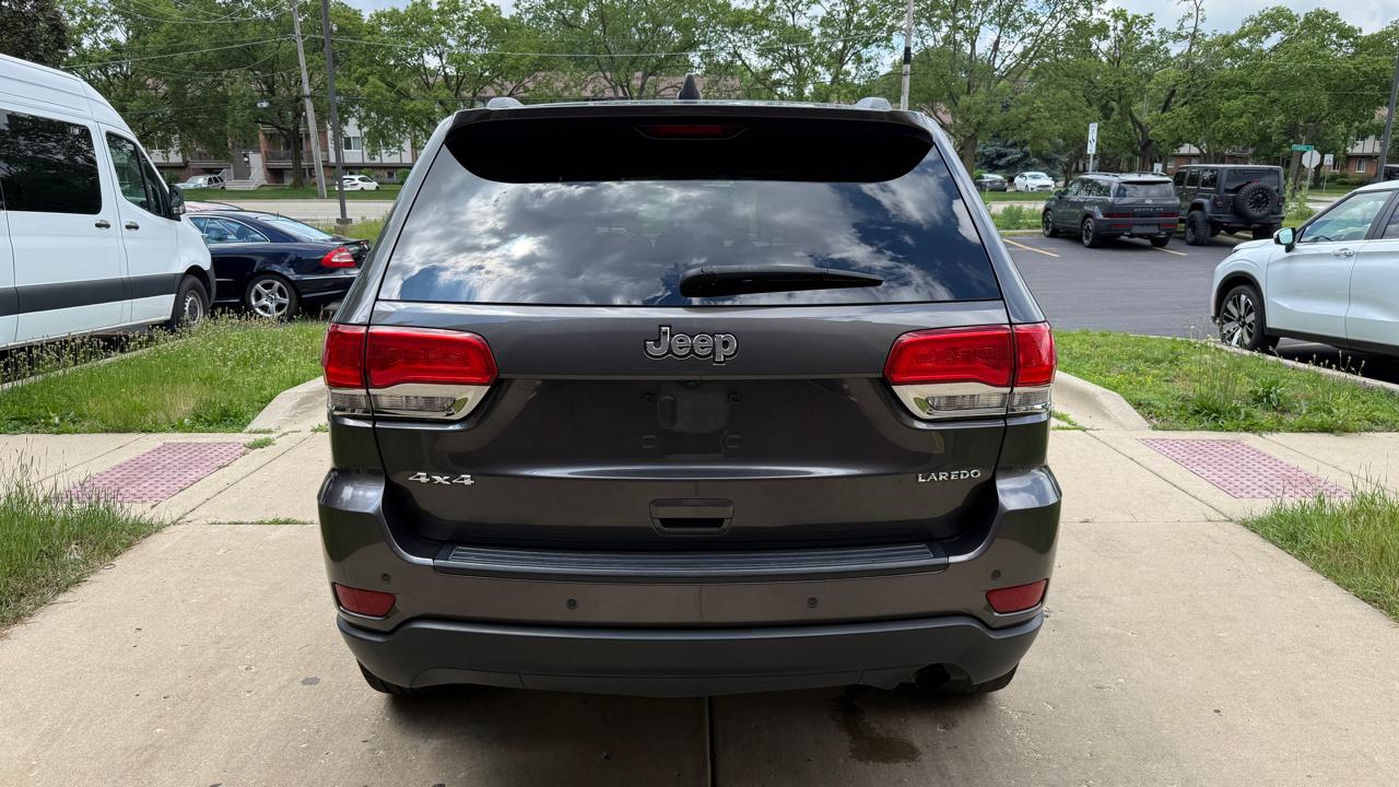 Jeep Grand Cherokee Laredo 4WD 2017