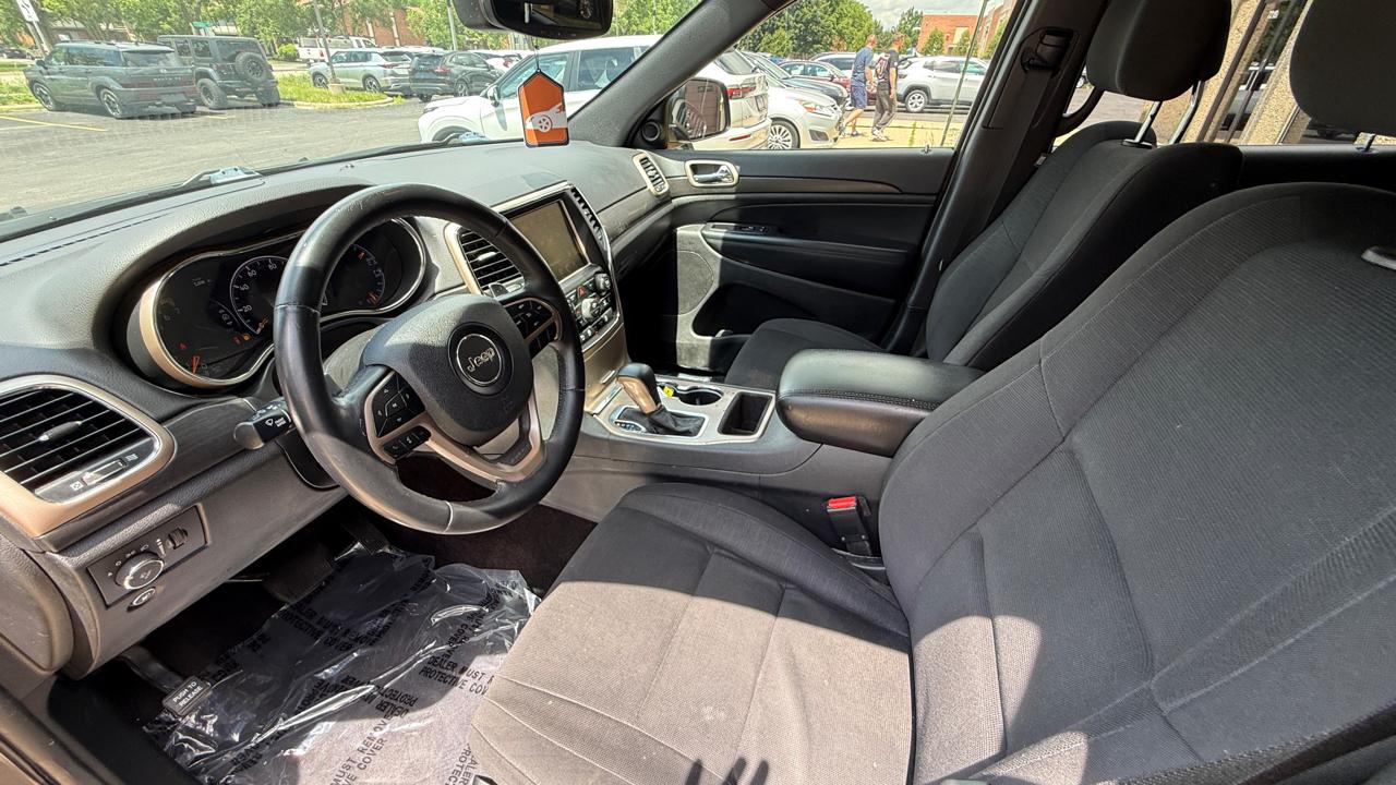 Jeep Grand Cherokee Laredo 4WD 2017