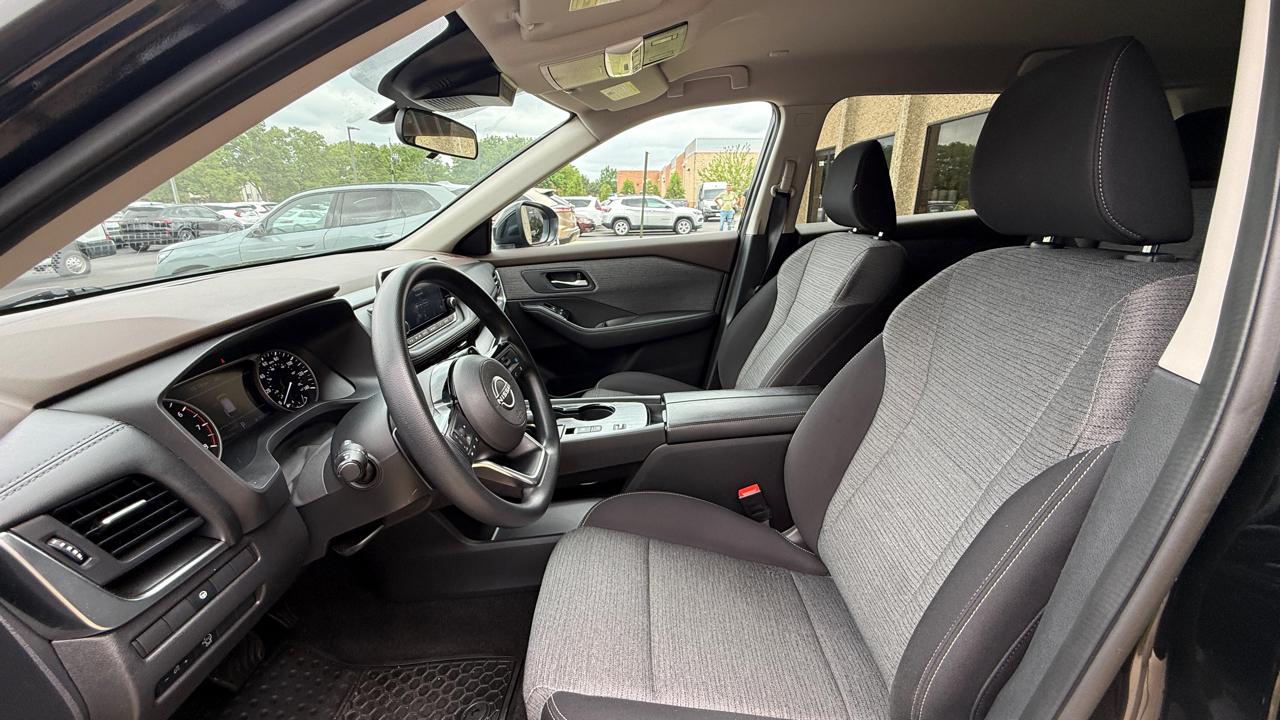 Nissan Rogue SV 2023