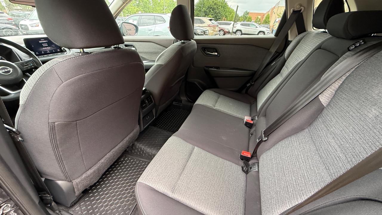 Nissan Rogue SV 2023