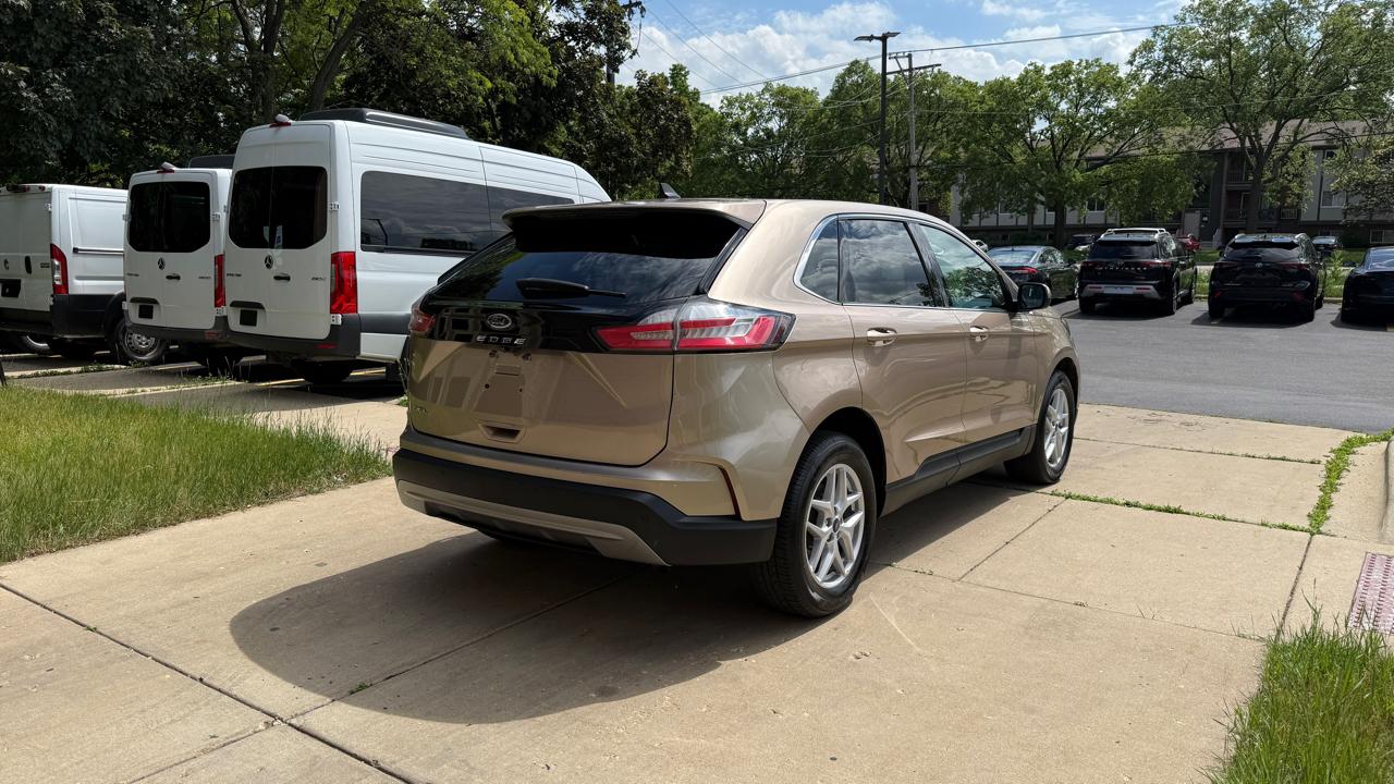 Ford Edge SEL FWD 2021