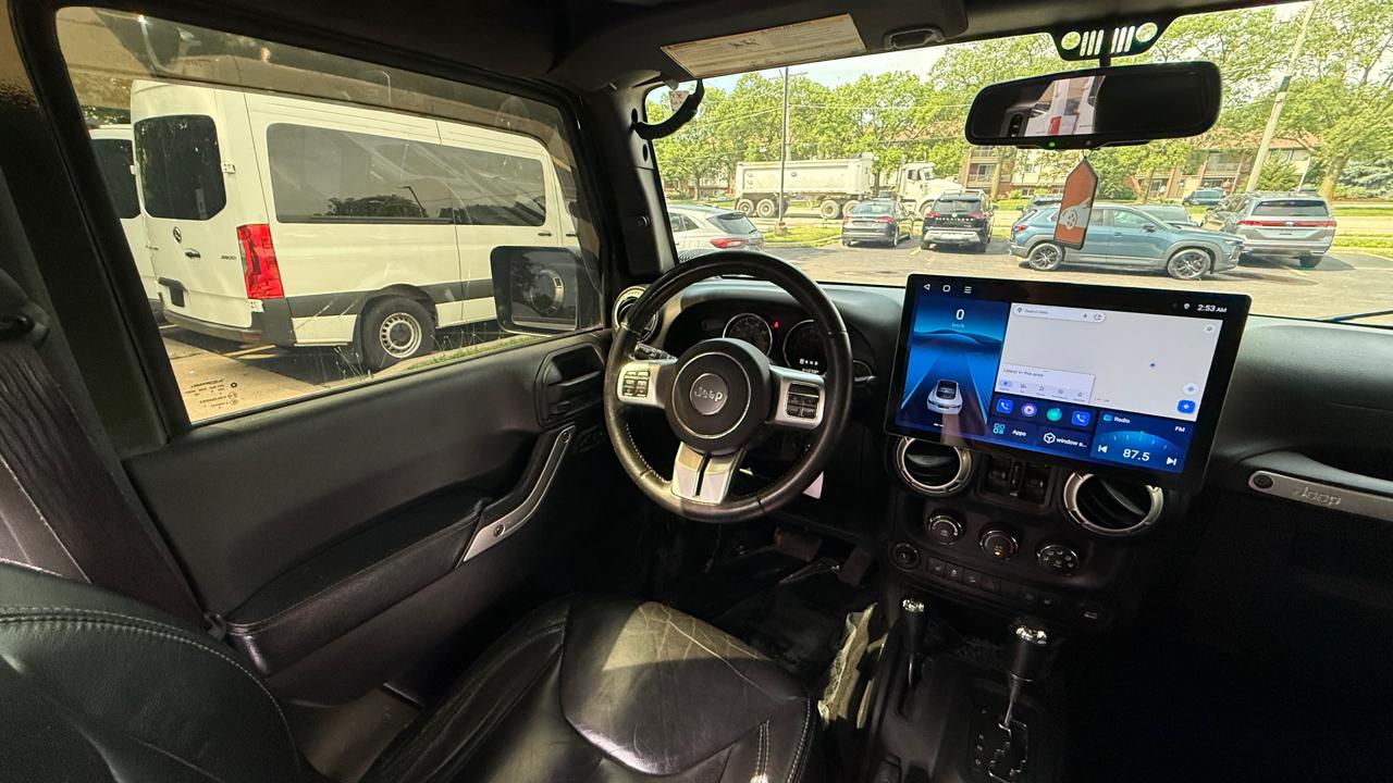 Jeep Wrangler Unlimited Rubicon 4WD 2015
