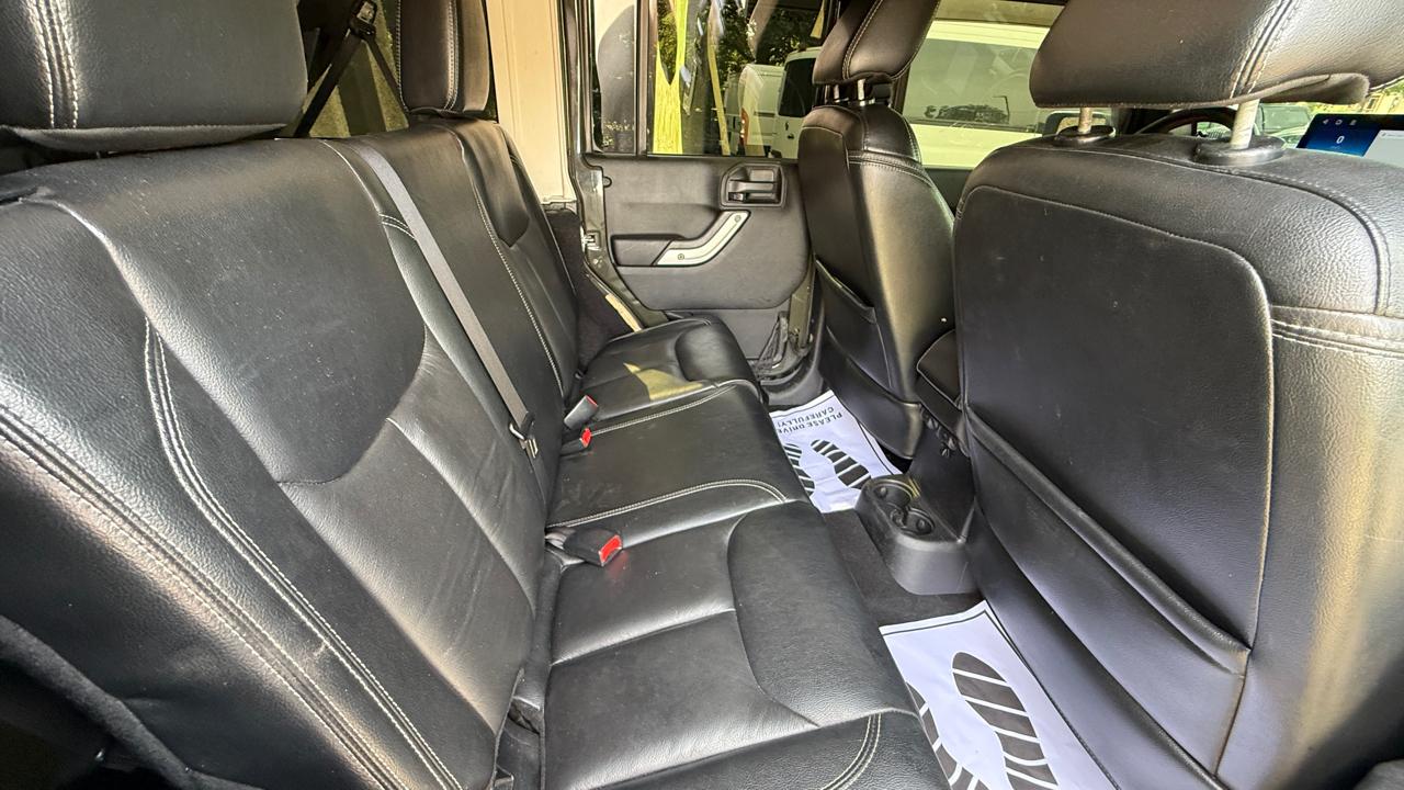Jeep Wrangler Unlimited Rubicon 4WD 2015