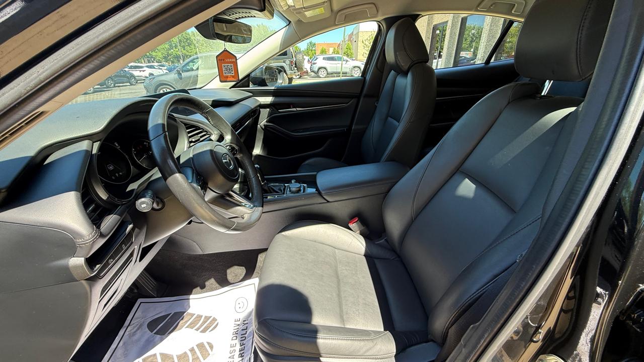 Mazda MAZDA3 Select 2024