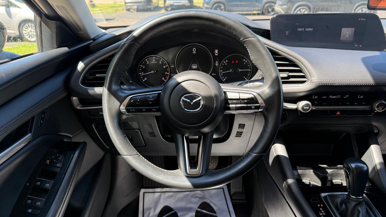 Mazda MAZDA3 Select 2024