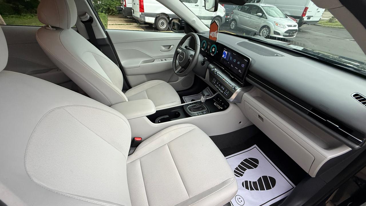 Hyundai Kona SEL 2025