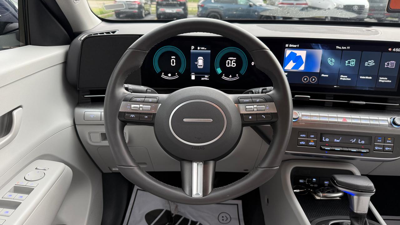 Hyundai Kona SEL 2025