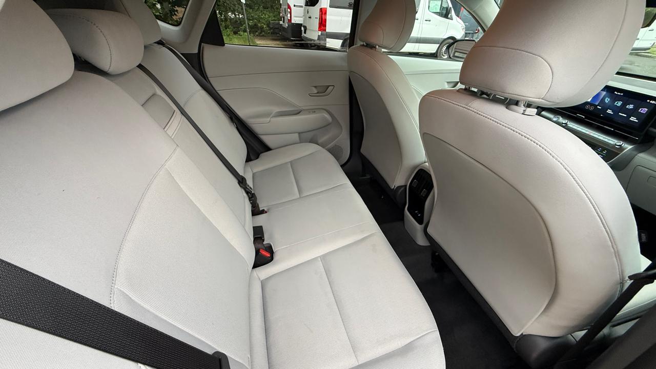 Hyundai Kona SEL 2025