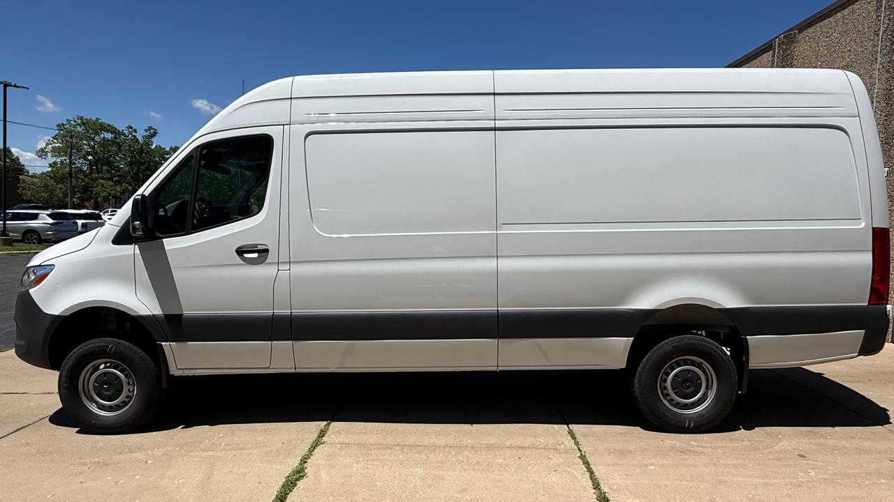Mercedes-Benz Sprinter 2500 170-in. WB 2025
