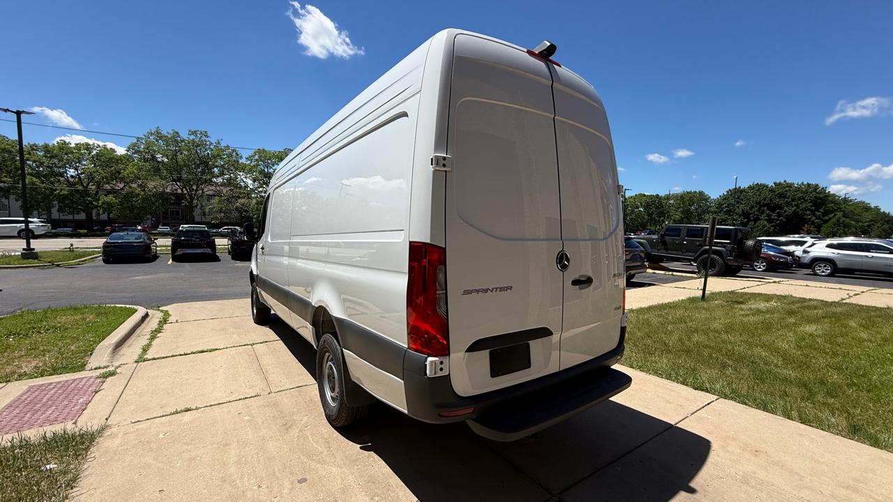 Mercedes-Benz Sprinter 2500 170-in. WB 2025
