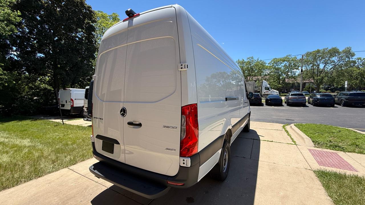 Mercedes-Benz Sprinter 2500 170-in. WB 2025