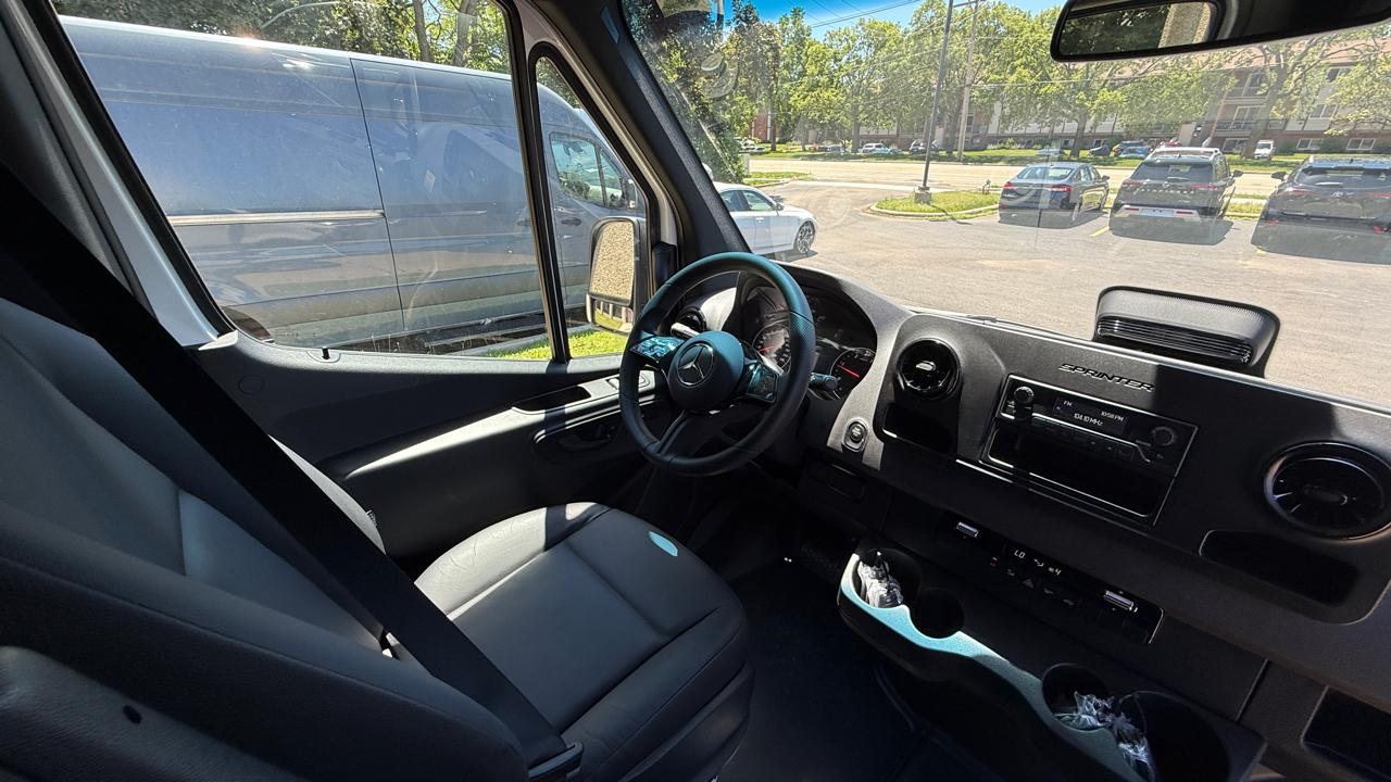 Mercedes-Benz Sprinter 2500 170-in. WB 2025