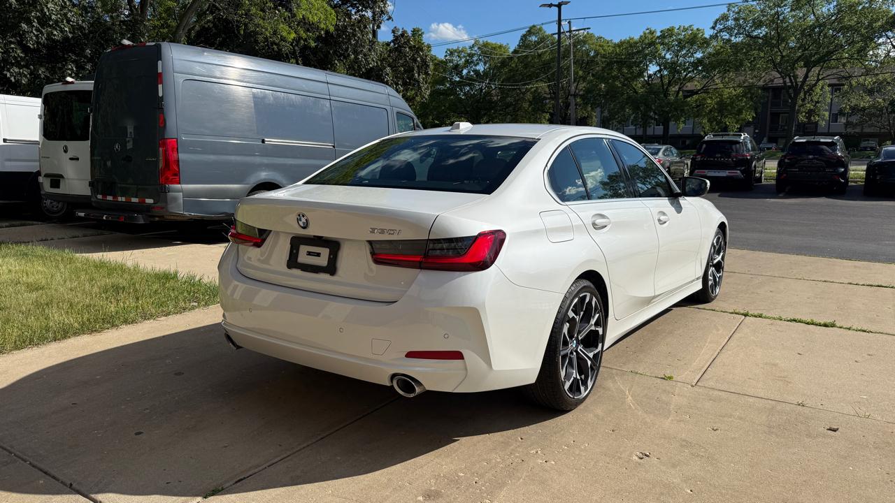 BMW 3-Series 330i 2026