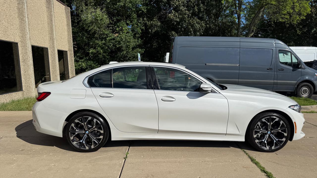 BMW 3-Series 330i 2026