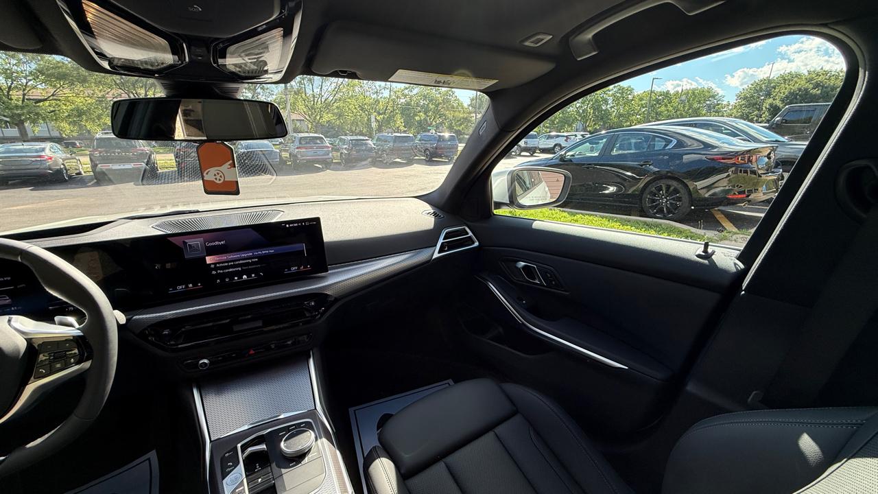 BMW 3-Series 330i 2026