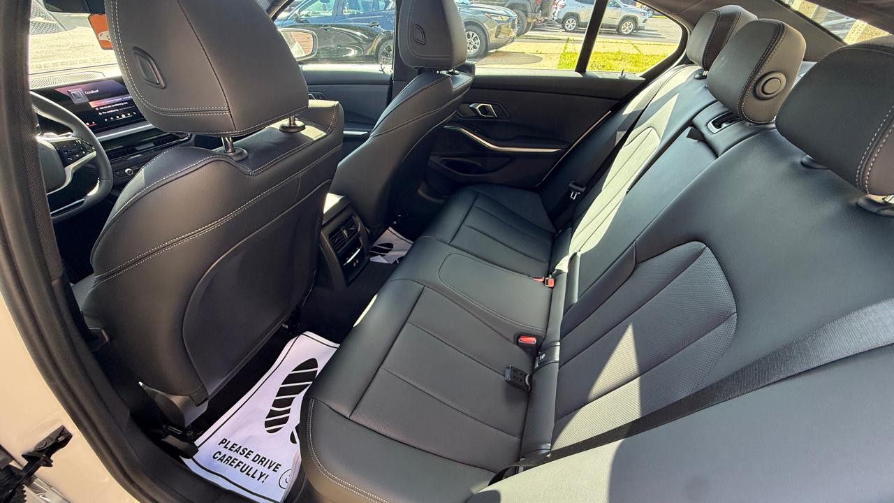 BMW 3-Series 330i 2026