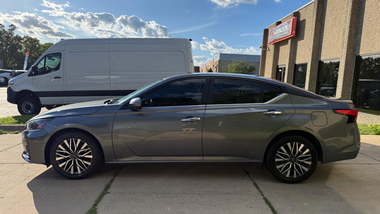 Nissan Altima 2.5 SV 2023