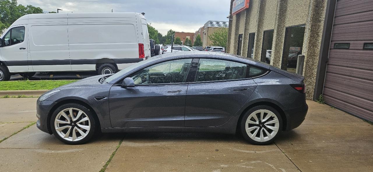 Tesla Model 3 Standard Range Plus 2022