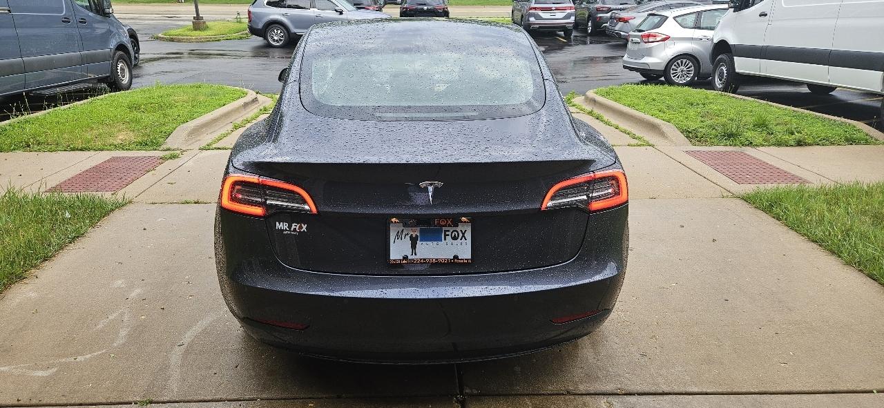 Tesla Model 3 Standard Range Plus 2022