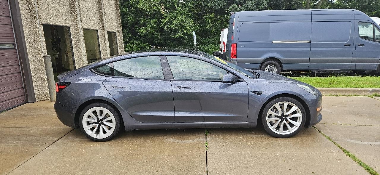 Tesla Model 3 Standard Range Plus 2022