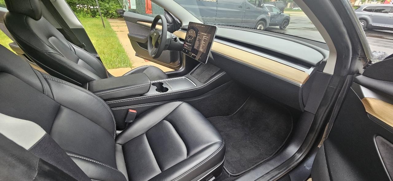 Tesla Model 3 Standard Range Plus 2022
