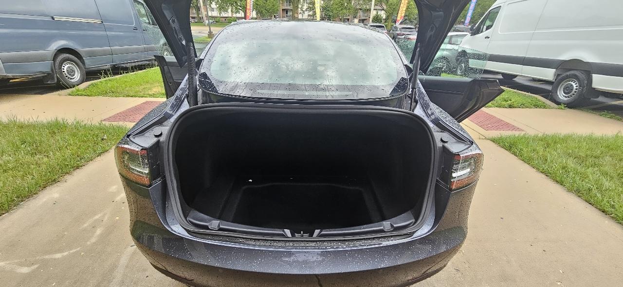 Tesla Model 3 Standard Range Plus 2022
