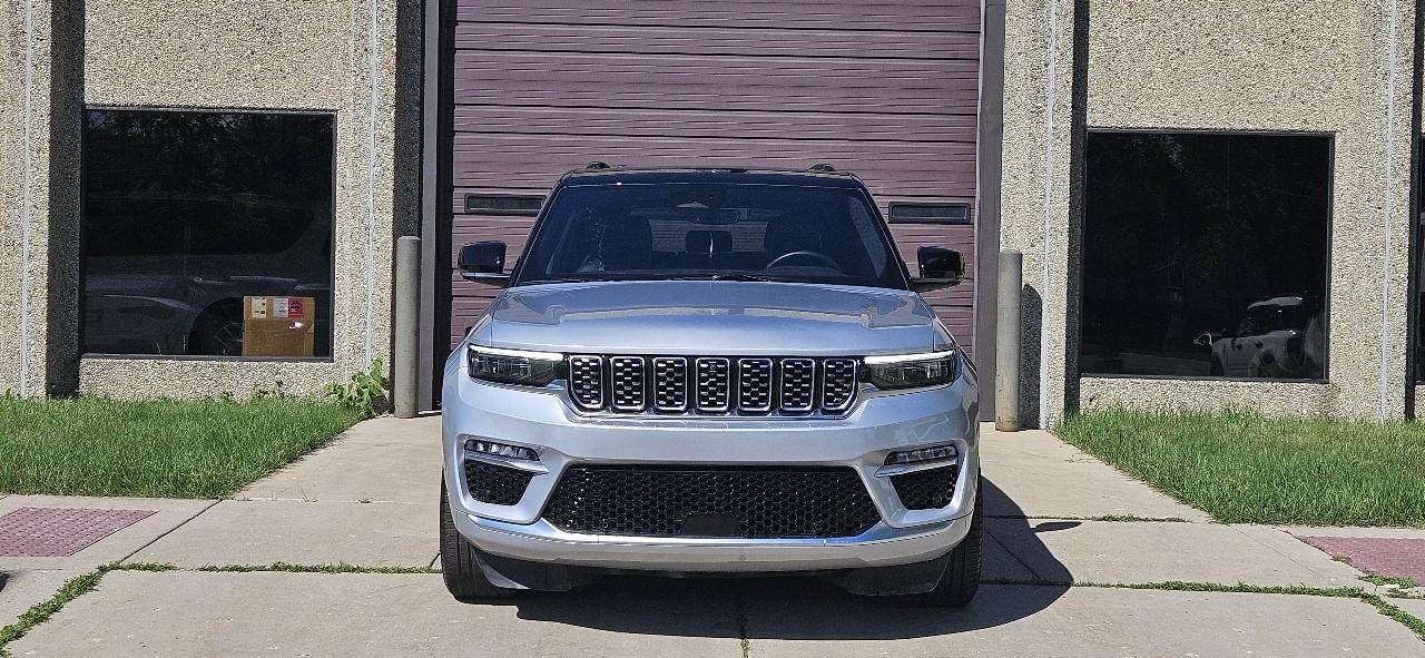 Jeep Grand Cherokee Summit 4WD 2025