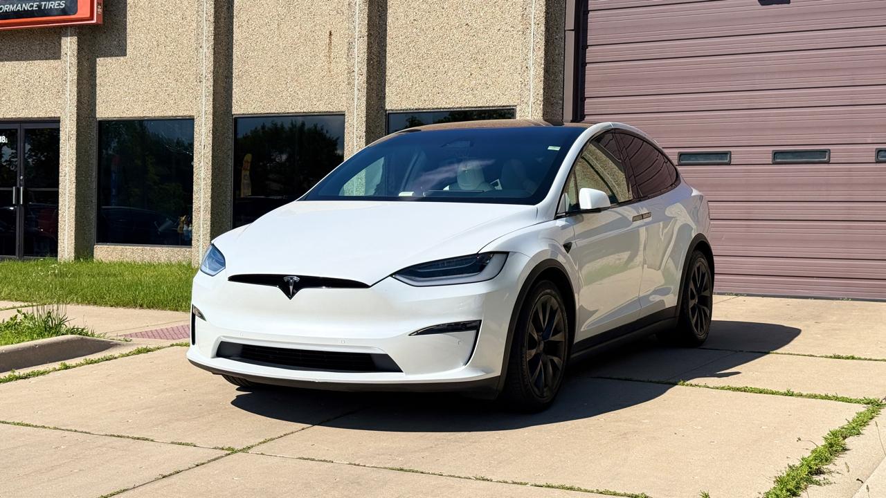 Tesla Model X Plaid 2022