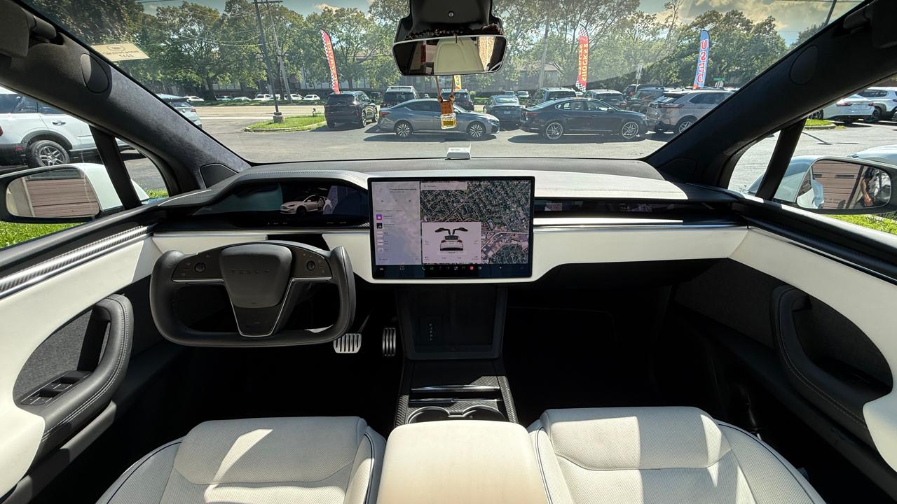 Tesla Model X Plaid 2022