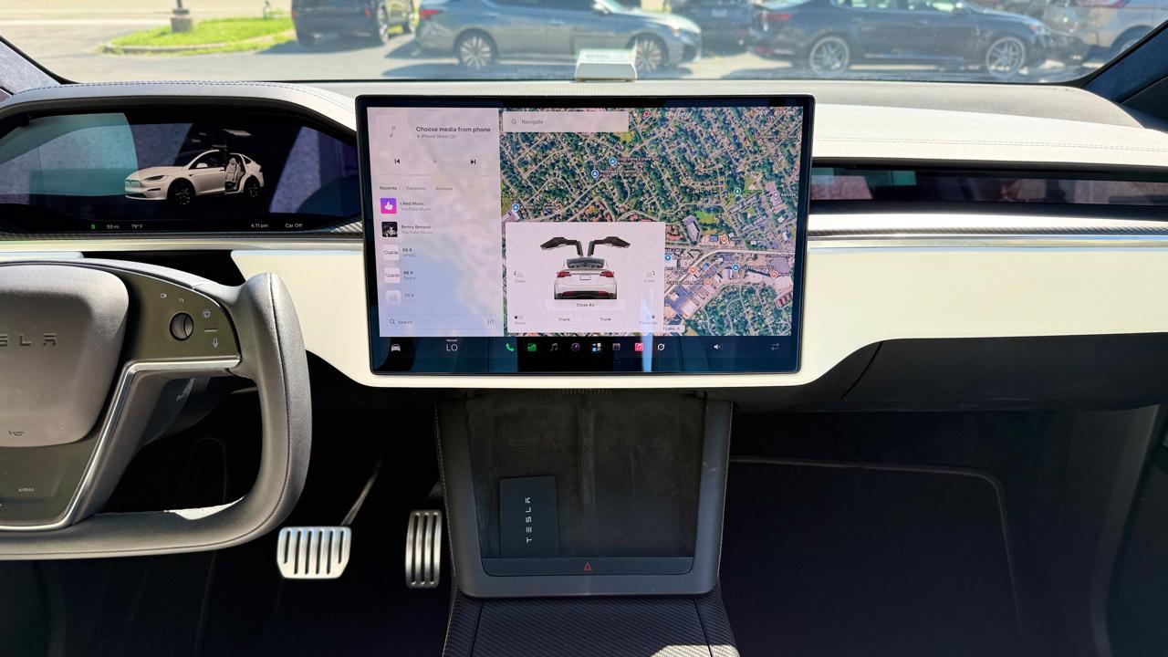 Tesla Model X Plaid 2022