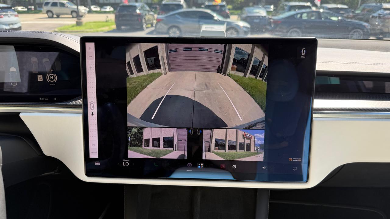 Tesla Model X Plaid 2022