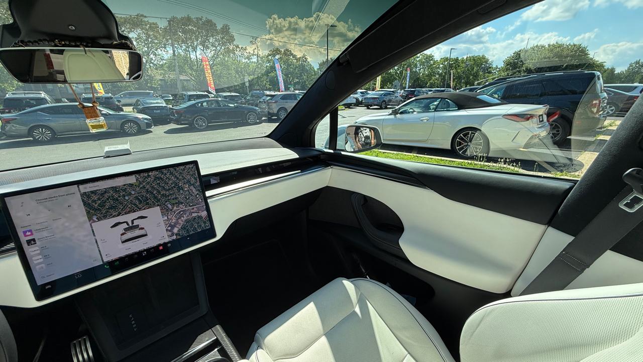 Tesla Model X Plaid 2022