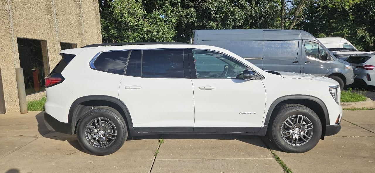 GMC Acadia Elevation 2026