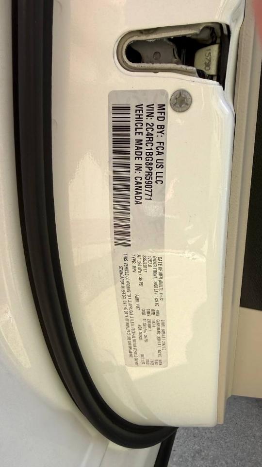 Chrysler Pacifica Touring L 2023