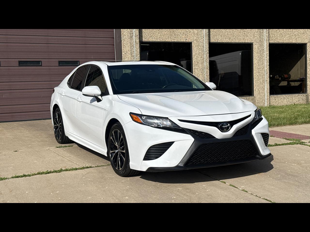 Toyota Camry LE 2018
