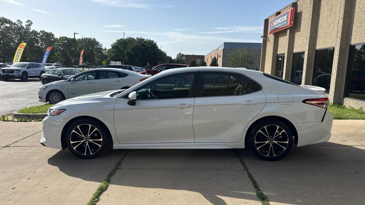 Toyota Camry LE 2018