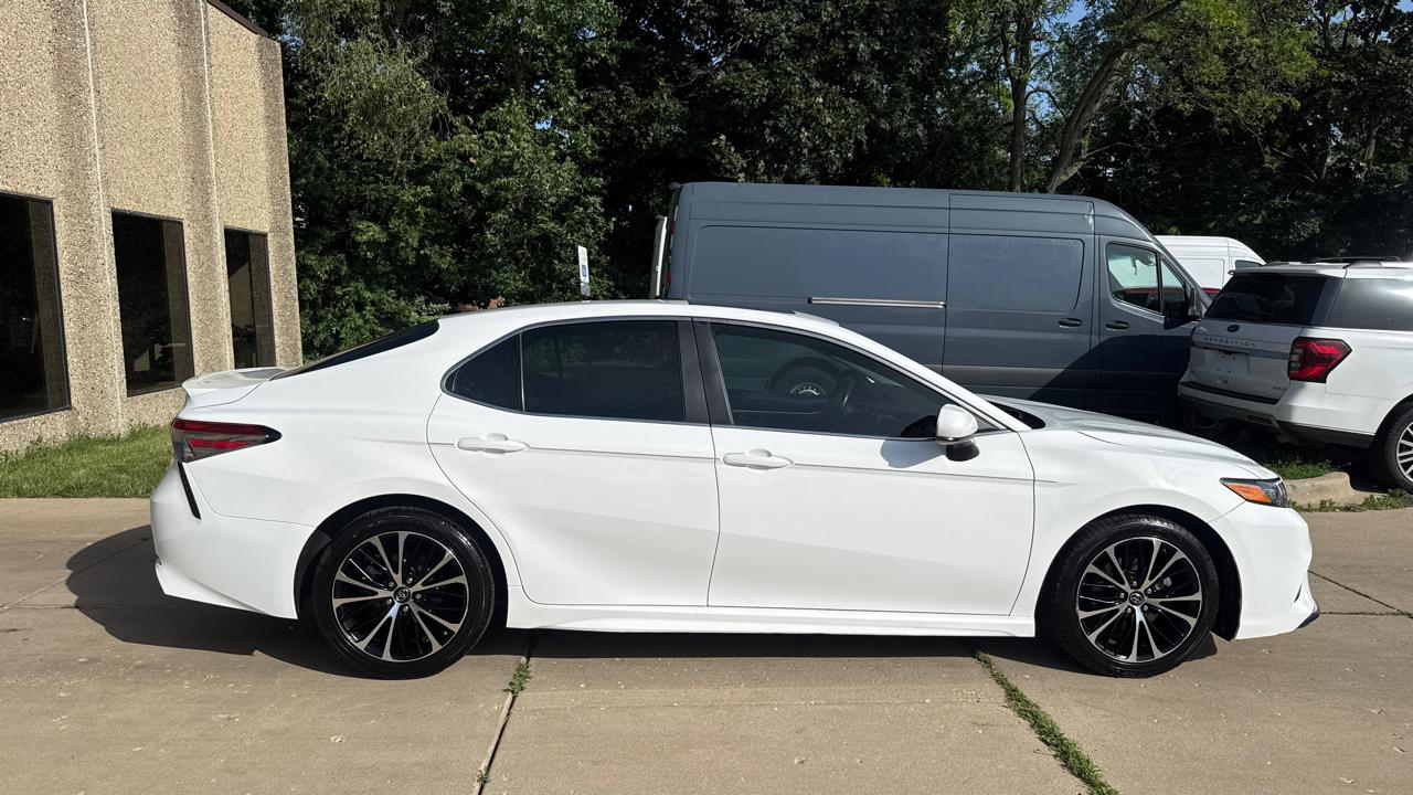 Toyota Camry LE 2018