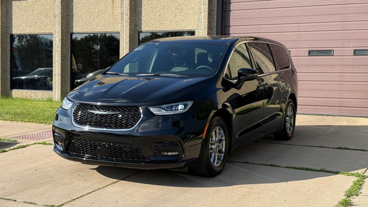 Chrysler Pacifica Limited 2026
