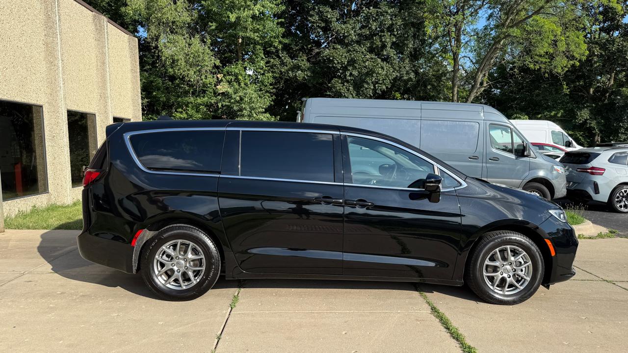 Chrysler Pacifica Limited 2026